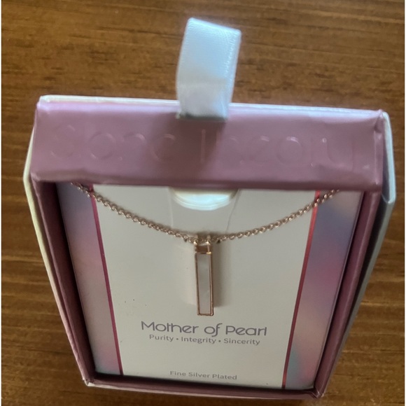 Stone Theory Fine Silver Plated Mother Of Pearl Necklace - Picture 6 of 6